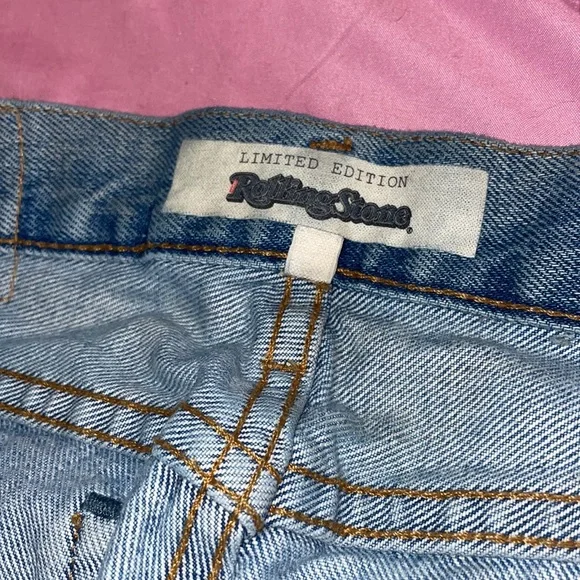 Limited Edition Rolling Stone Levi’s - Picture 7 of 7